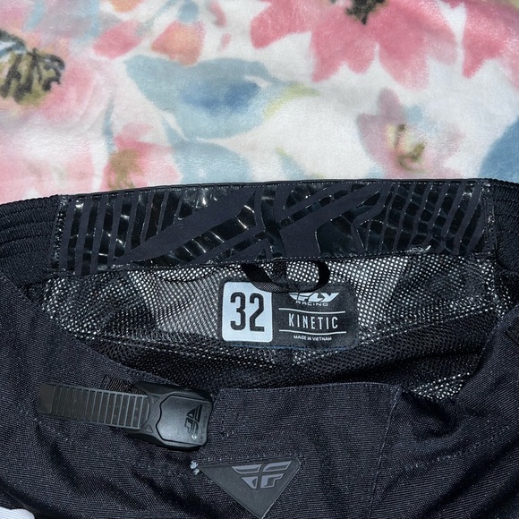 Fly Racing Kinetic Combo - Picture 8 of 10